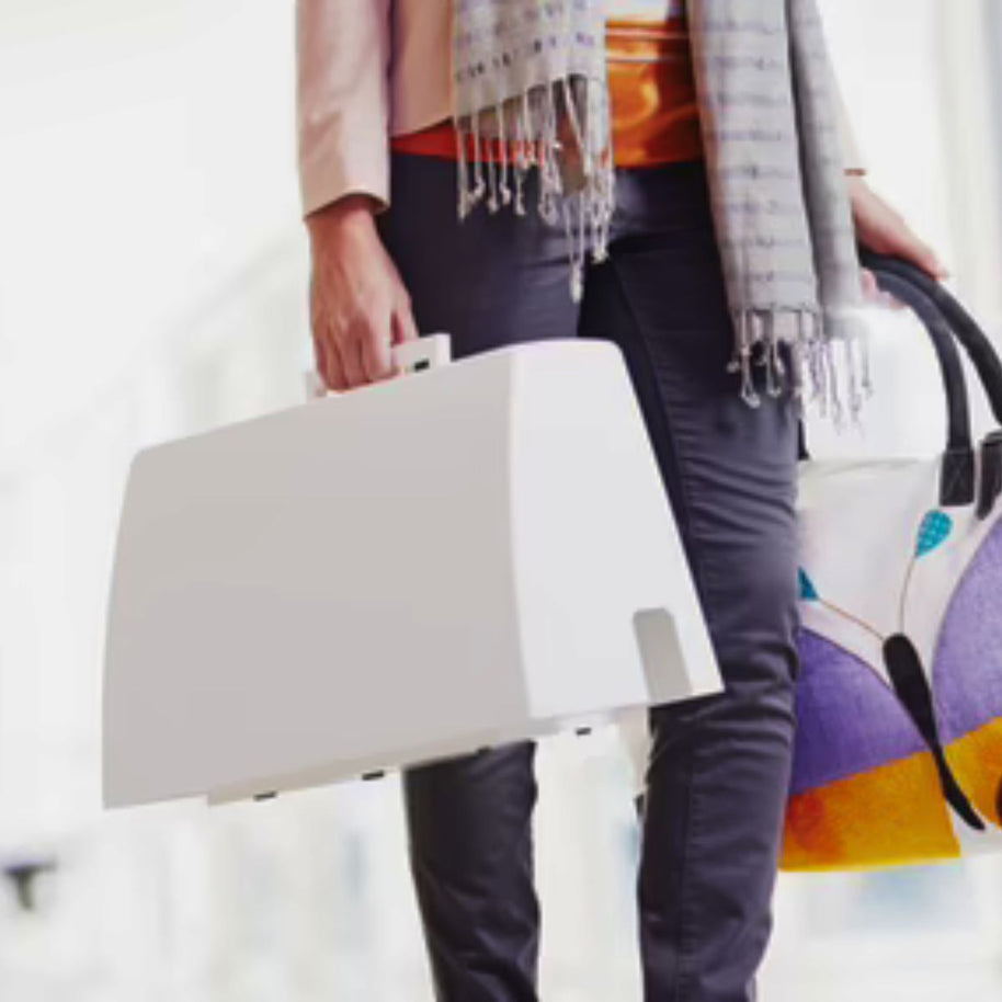 Macchina da cucire elettronica Pfaff Passport 2.0 Valigia rigida inclusa