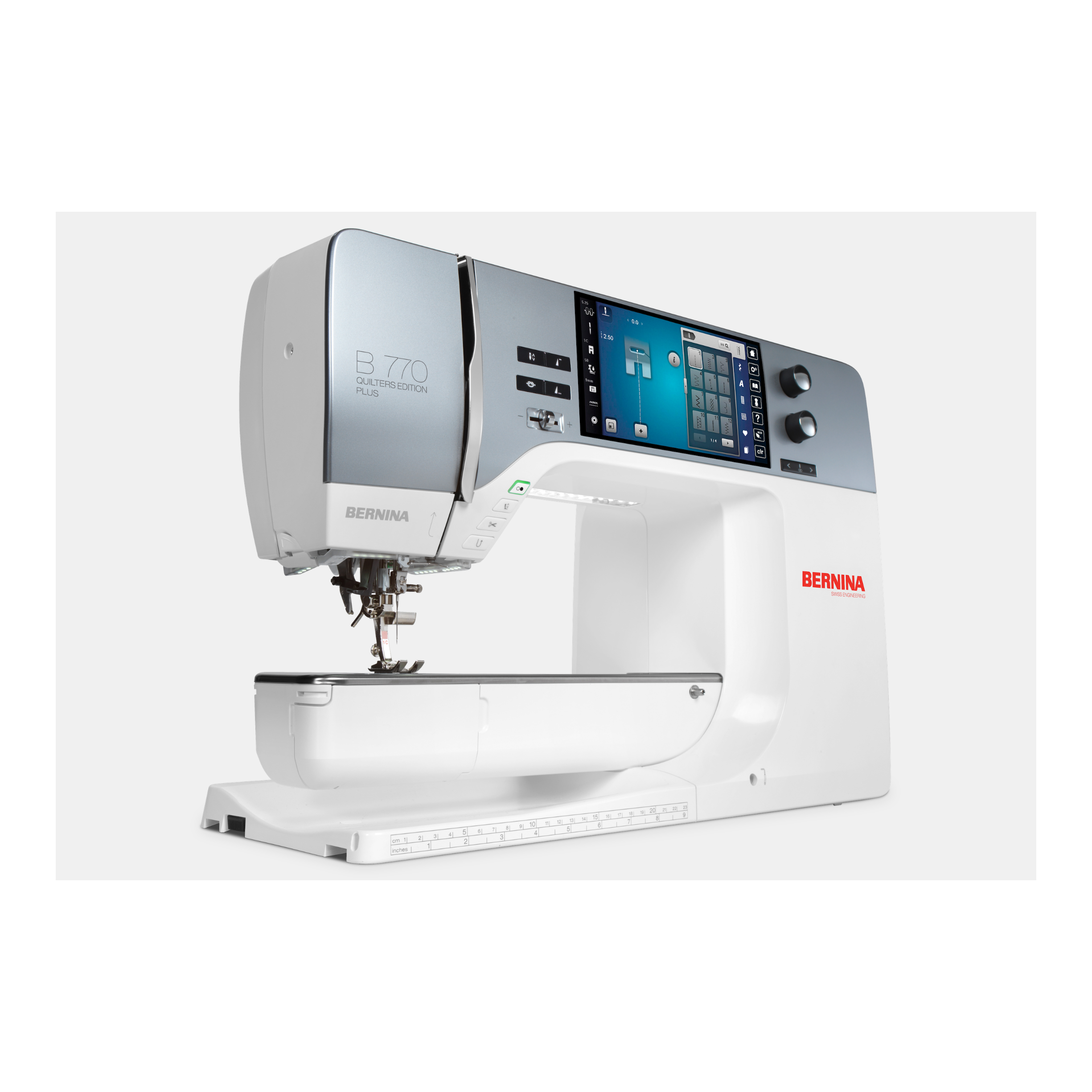 Bernina 770 QE PLUS Macchina per Cucire e Ricamare con 5 Anni di Garanzia