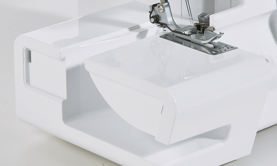 Brother 1034DX Tagliacuce 3 e 4 fili con 5 Anni di Garanzia