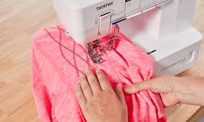 Brother Macchina Punto Copertura Coverstitch CV3550