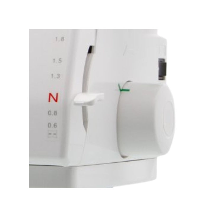 Babylock Enspire Tagliacuci 2/3/4 fili con Infilatura ad aria leva differenziale
