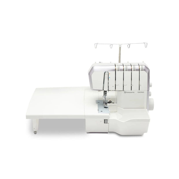 Husqvarna Viking Amber S300 Taglia e Cuci con base estensibile inclusa