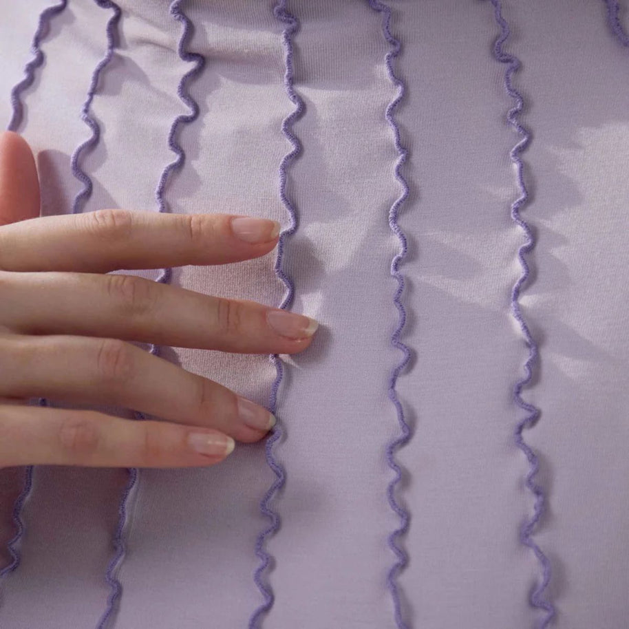 Husqvarna Viking Amber S300 Taglia e Cuci dettaglio lavorazione