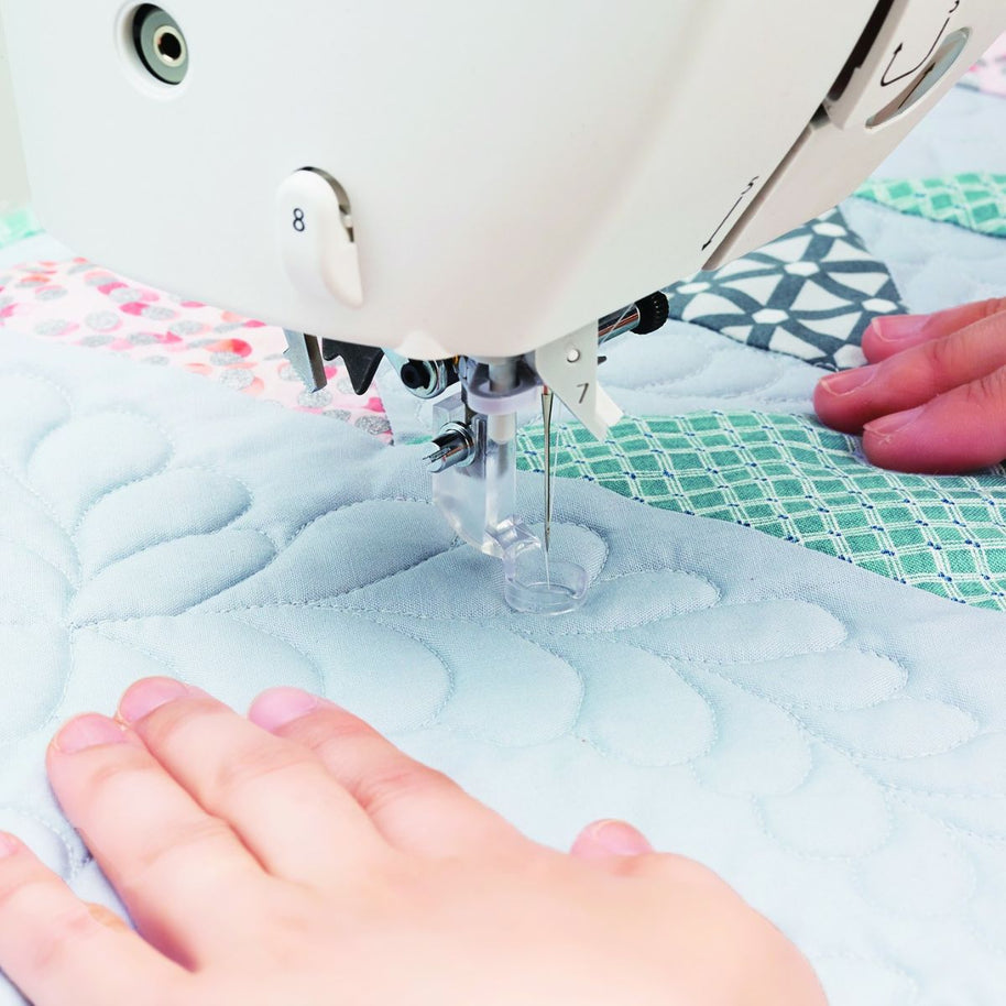 JUKI Macchina per cucire elettronica Juki NX7 piedino free motion