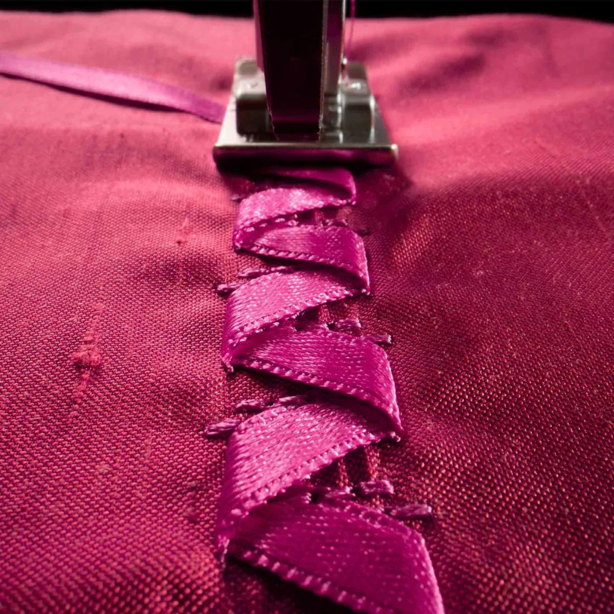 Macchina da cucire Pfaff Expression 725 dettaglio punto a nastro