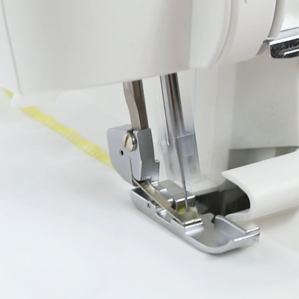 Singer Tagliacuci S14-78 1200punti al minuto