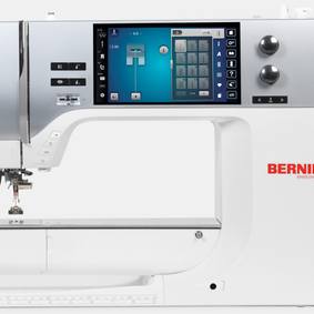 Bernina 770 QE PLUS Macchina per Cucire e Ricamare con 5 Anni di Garanzia