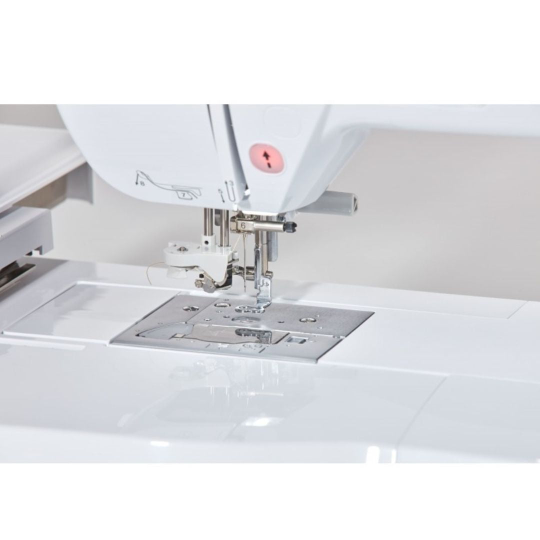 Brother Innovis NV880E Macchina Ricamatrice con 5 Anni di Garanzia.