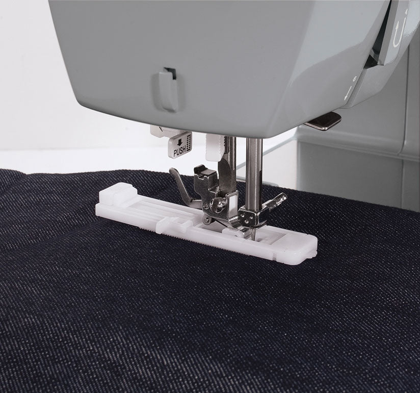 Macchina per cucire Singer Heavy Duty HD 6335 Denim con 5 Anni di Garanzia