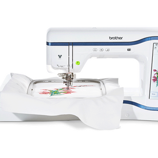 Brother Stellaire Innov-is XE1 Macchina da Ricamo