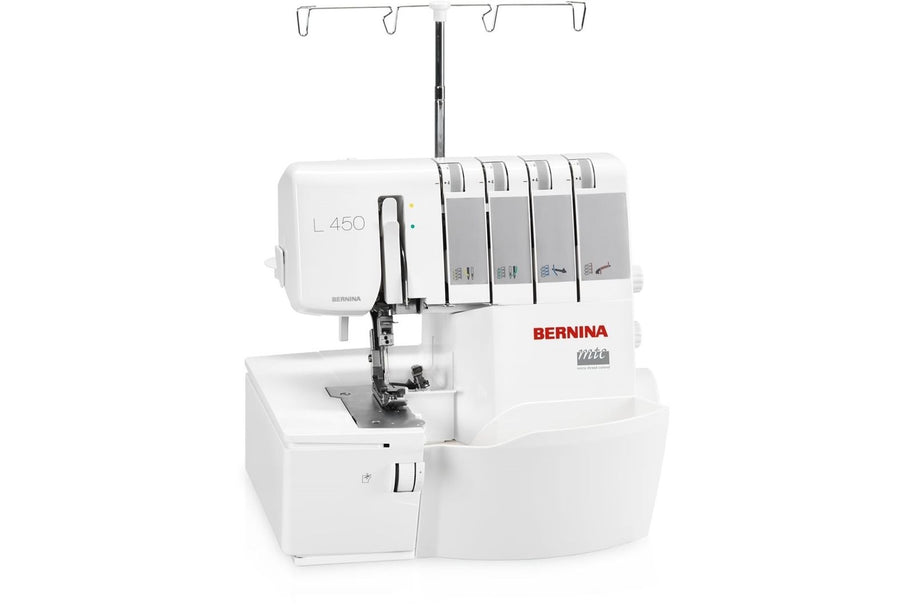 Taglia cuce Bernina L 450