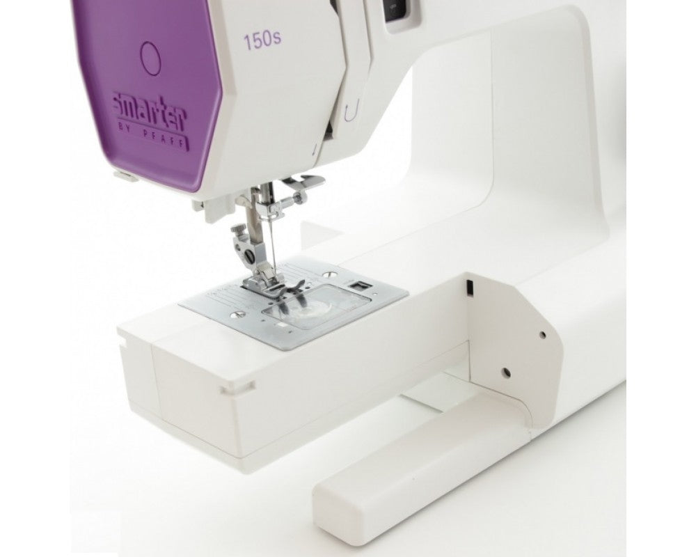 Macchina da cucire Smarter by Pfaff 150S